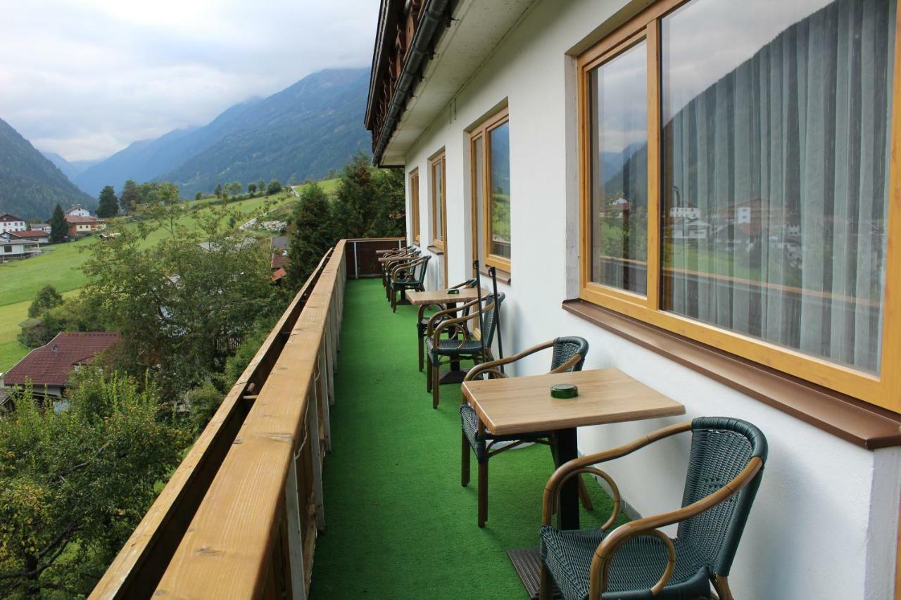 Pension Terra Neustift im Stubaital Exterior photo